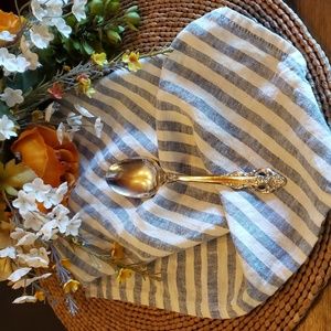 ONEIDA Cherbourg 6-7/8 Inch Oval Soup Spoon Stainless Steel Community Ware - EVC